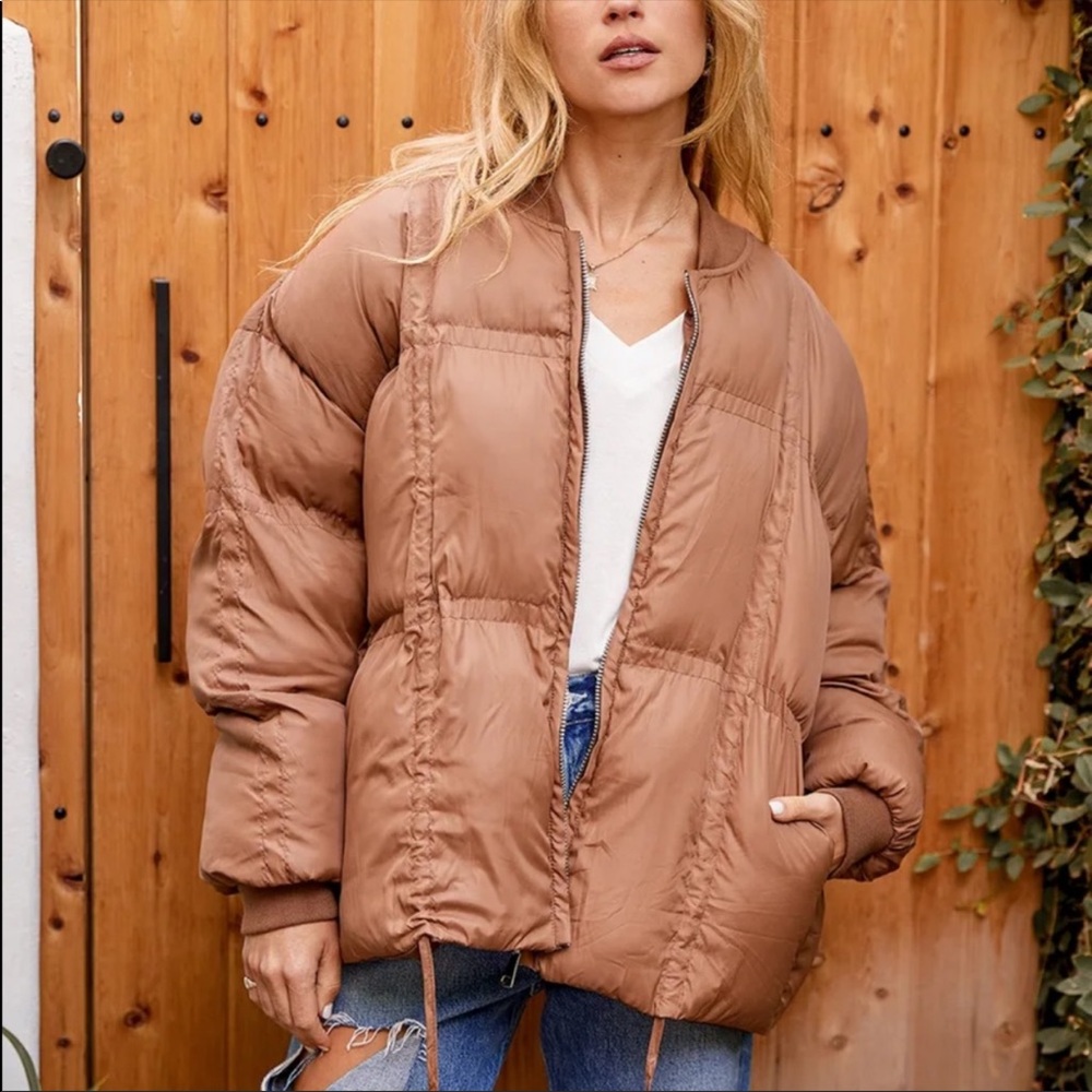 Lulus Ski Slope Oversized Puffer Jacket Coat Light Brown Quilted Cloud